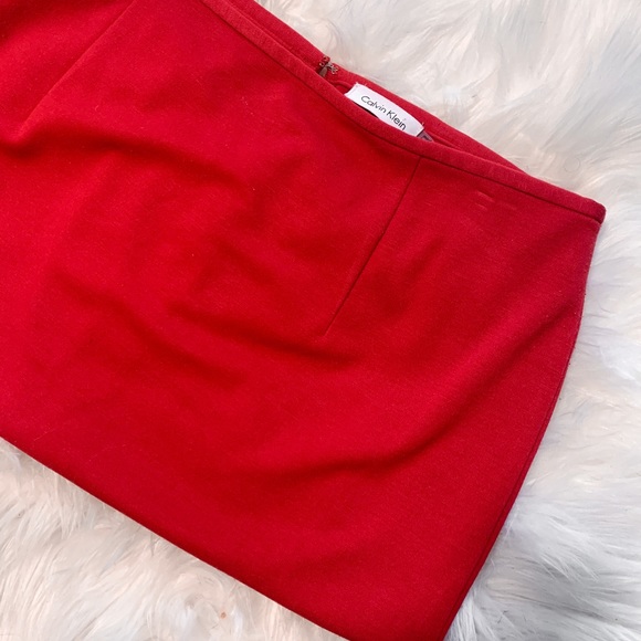 Red Calvin Klein Mini Skirt - Picture 1 of 3